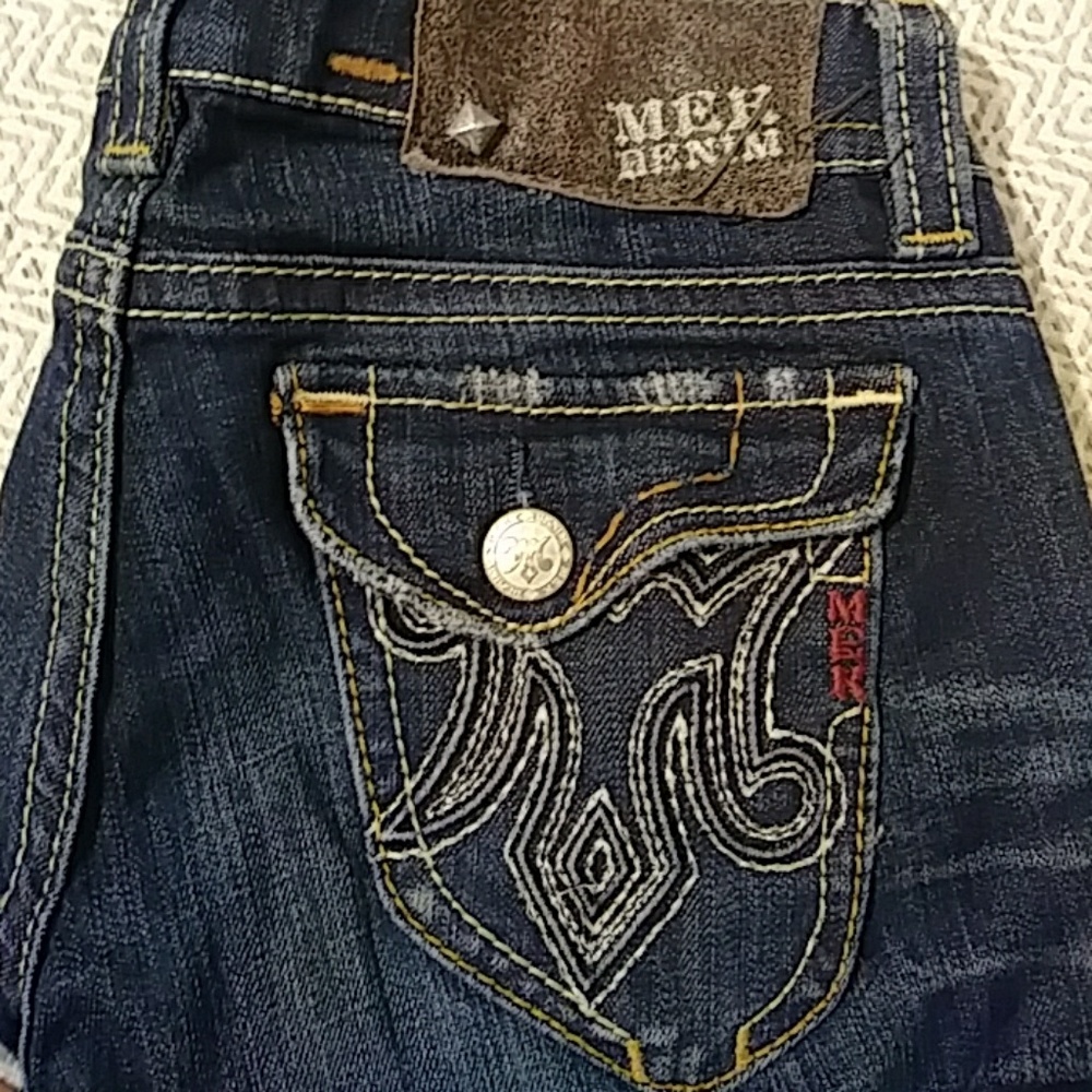Mek denim jeans.